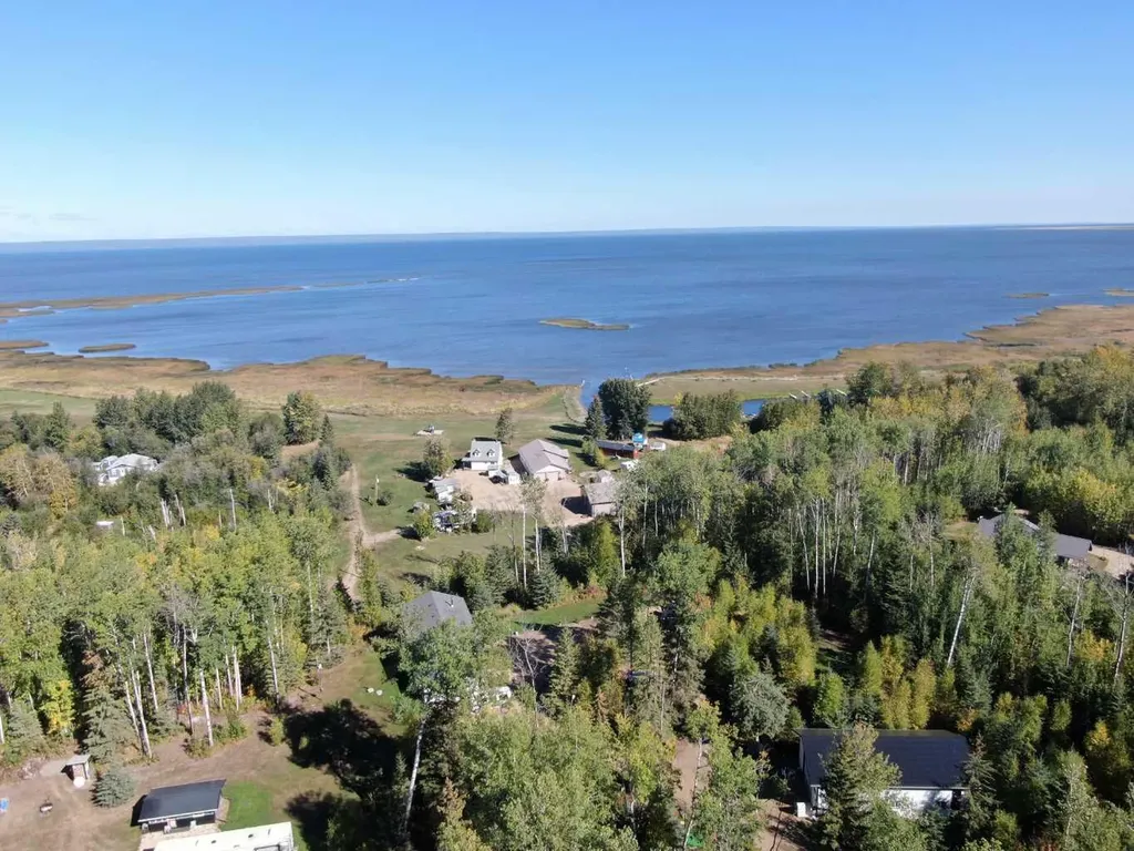 1ST Avenue Key Cove Estates Joussard AB T0G 1J0