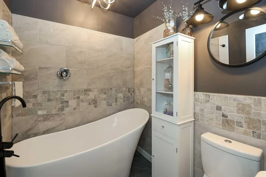 25 Kee Close Red Deer AB T4P 3M4