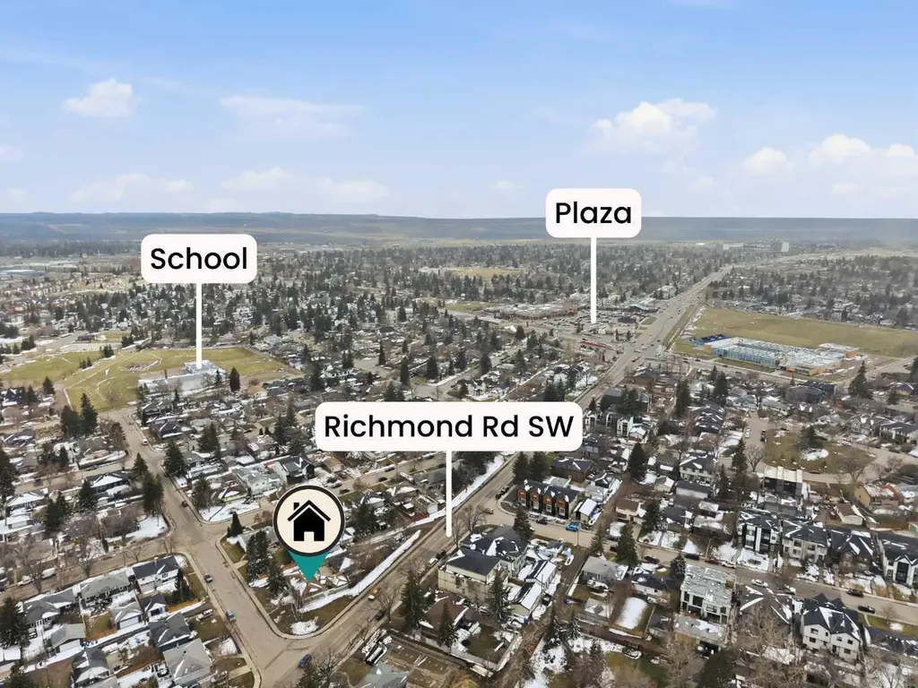 3439 33 Street SW Calgary AB T3E 2V3
