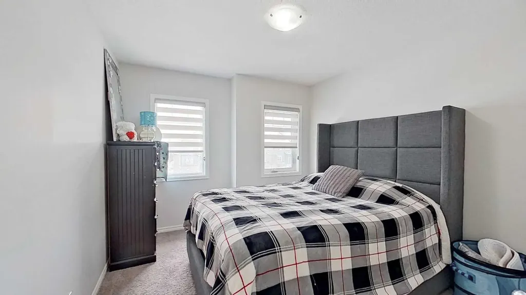 540 Evanston Link NW Calgary AB T3P0R4