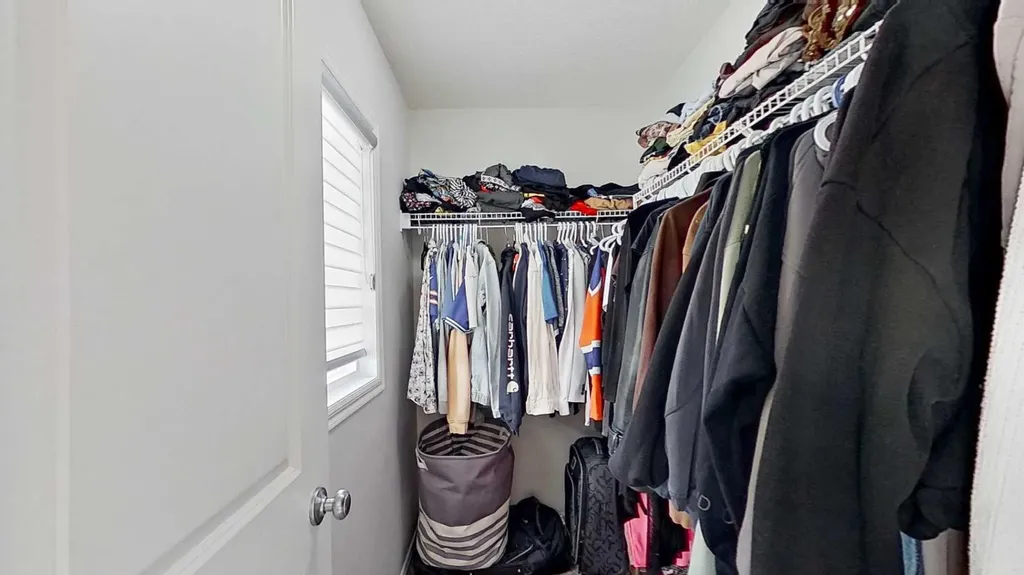 540 Evanston Link NW Calgary AB T3P0R4