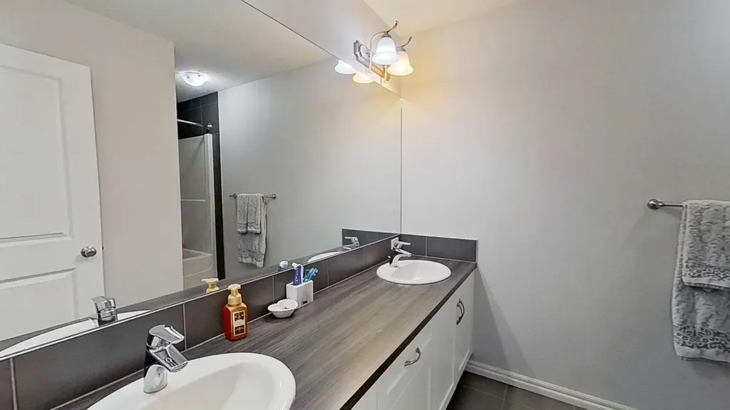 540 Evanston Link NW Calgary AB T3P0R4