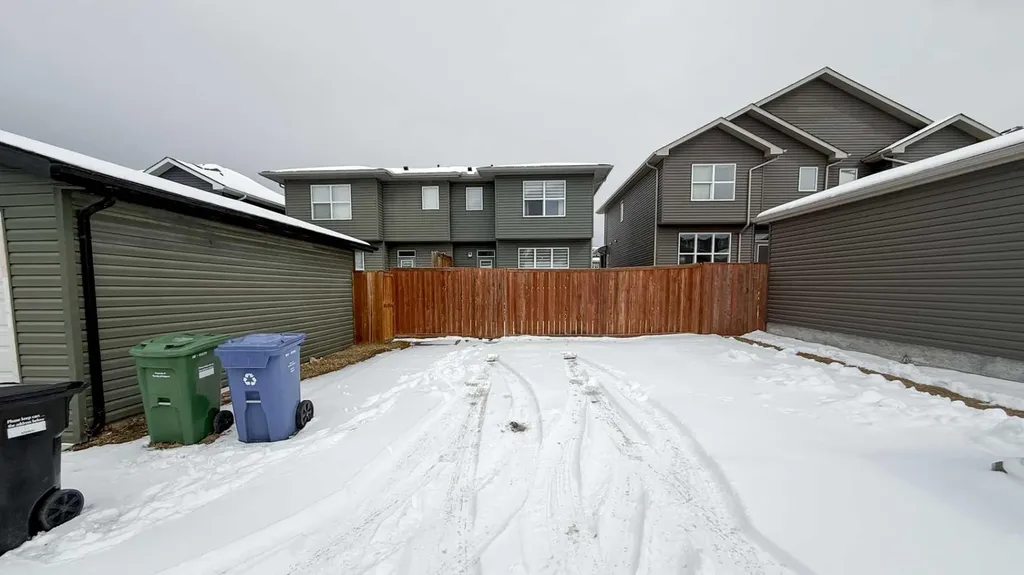540 Evanston Link NW Calgary AB T3P0R4