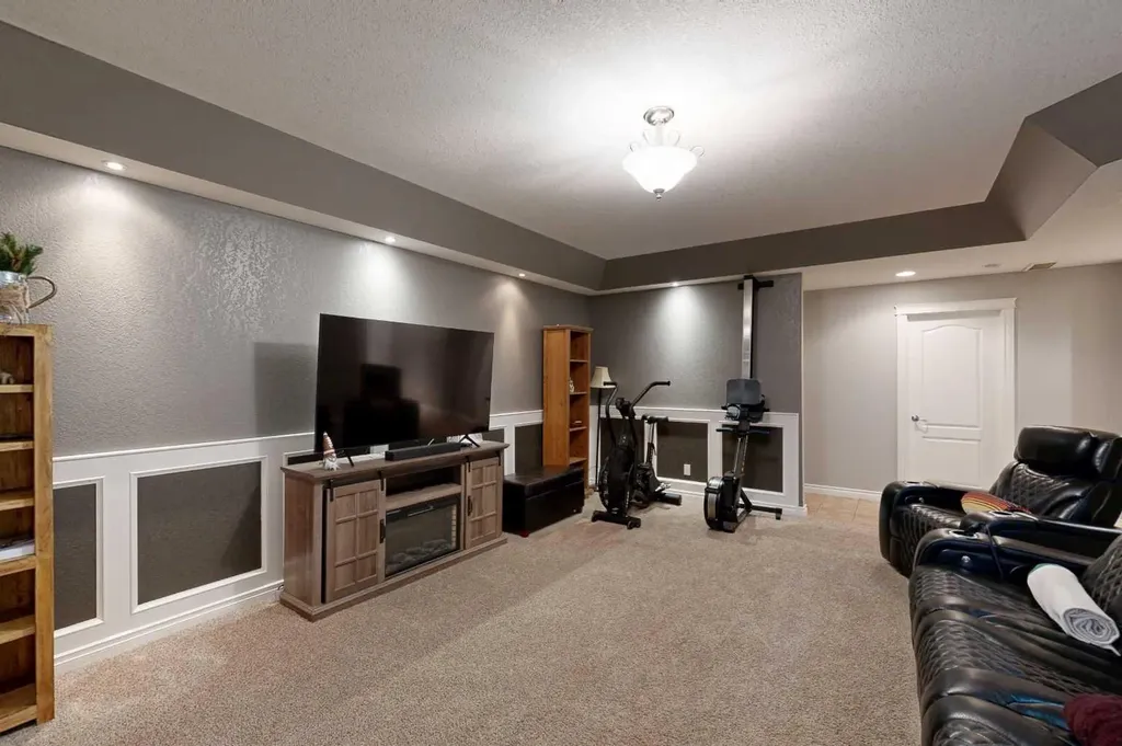 30 Poplar Drive Whitecourt AB T7S 0A1