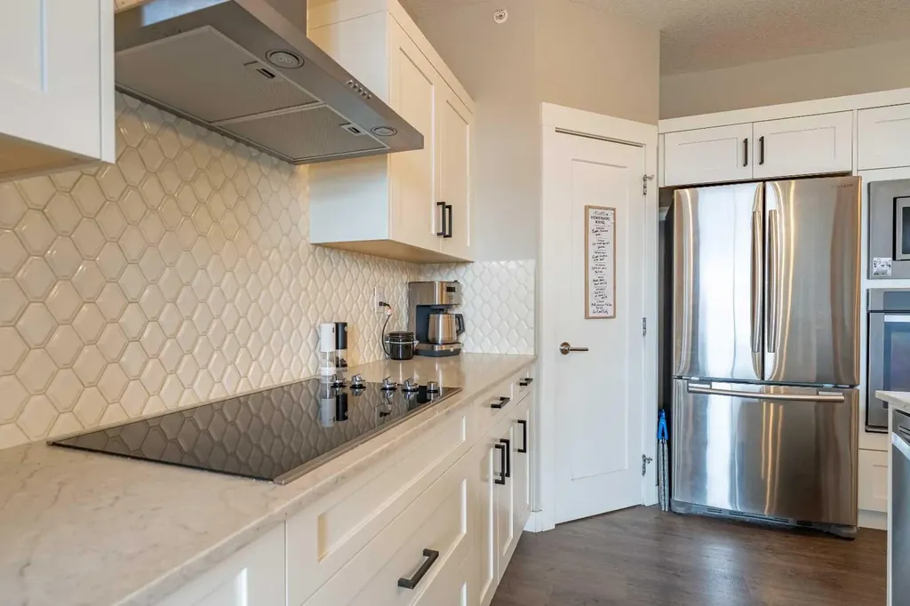 10 Walgrove Walk SE Calgary AB T2X 4E1