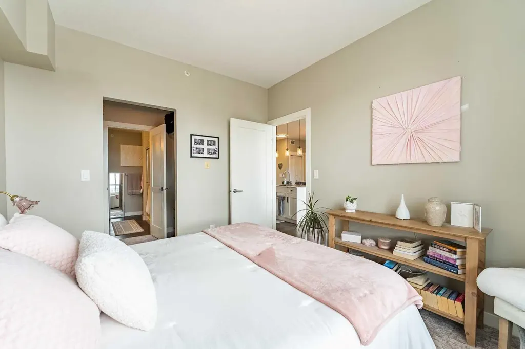 10 Walgrove Walk SE Calgary AB T2X 4E1