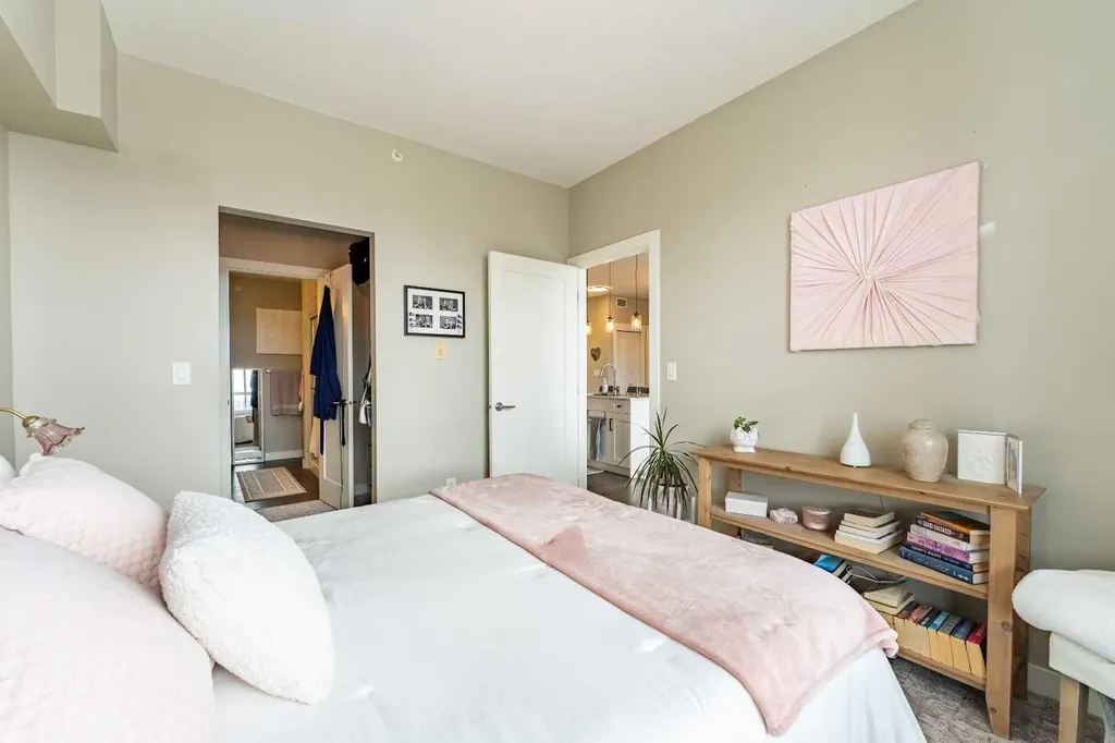 10 Walgrove Walk SE Calgary AB T2X 4E1