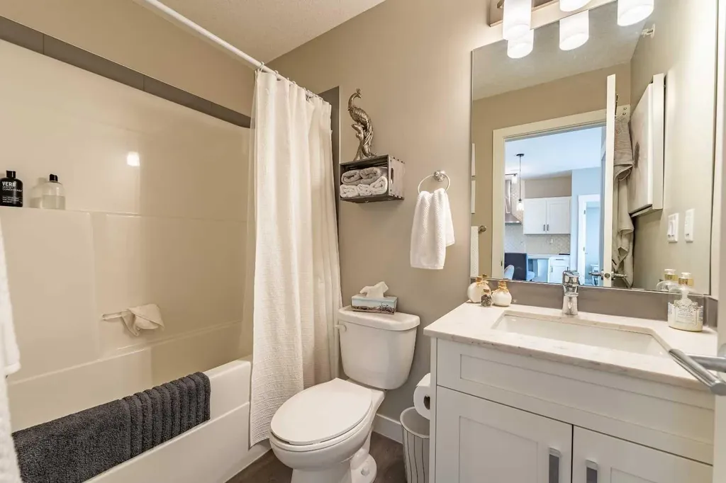 10 Walgrove Walk SE Calgary AB T2X 4E1
