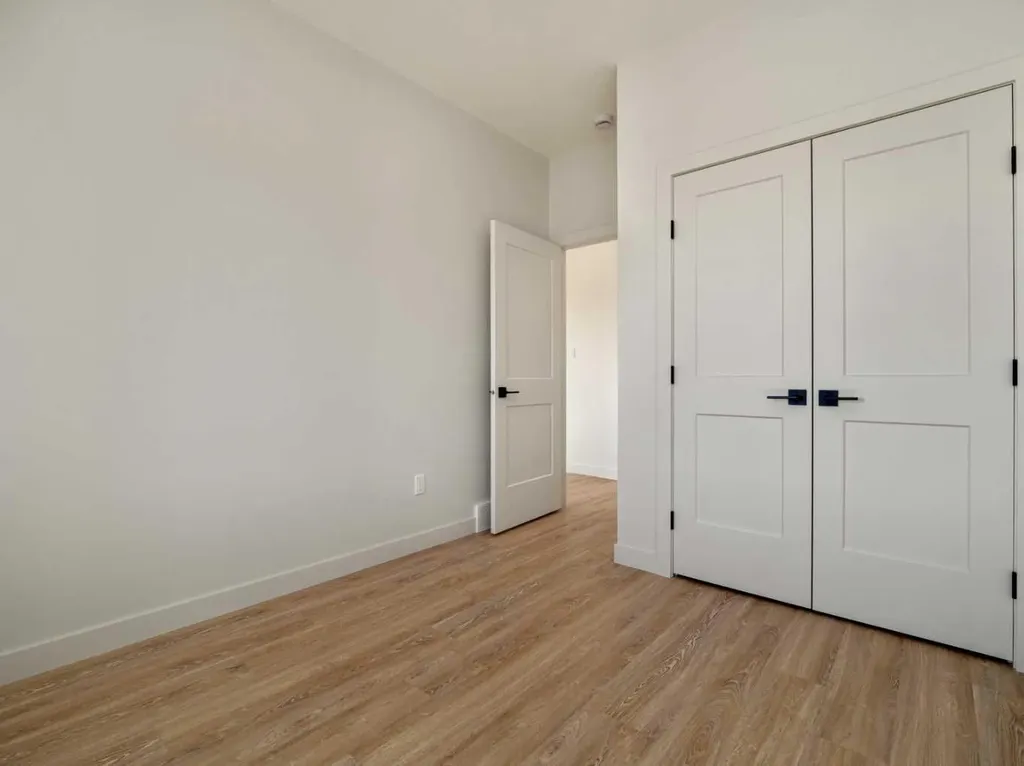 7042 48 Street Taber AB T1G 0G7