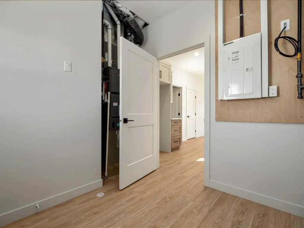 7042 48 Street Taber AB T1G 0G7