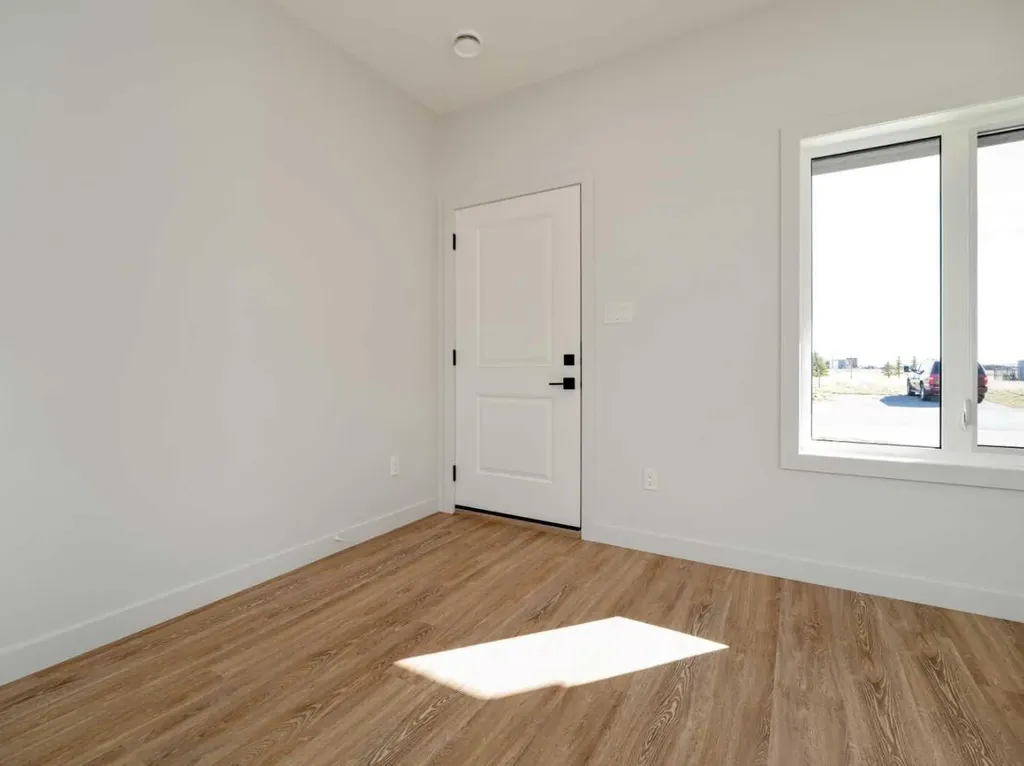 7042 48 Street Taber AB T1G 0G7