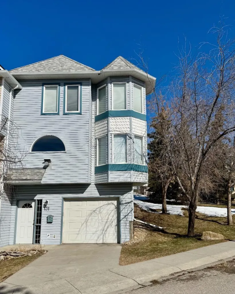 131 Patina Rise SW Calgary AB T3H 3R5