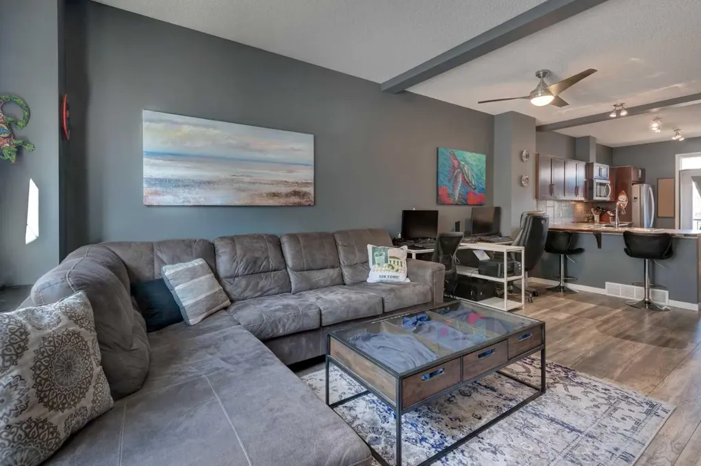 173 New Brighton Point SE Calgary AB T2Z 1B6