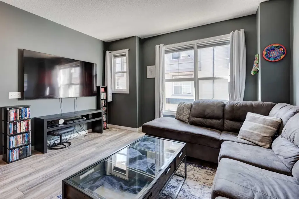 173 New Brighton Point SE Calgary AB T2Z 1B6