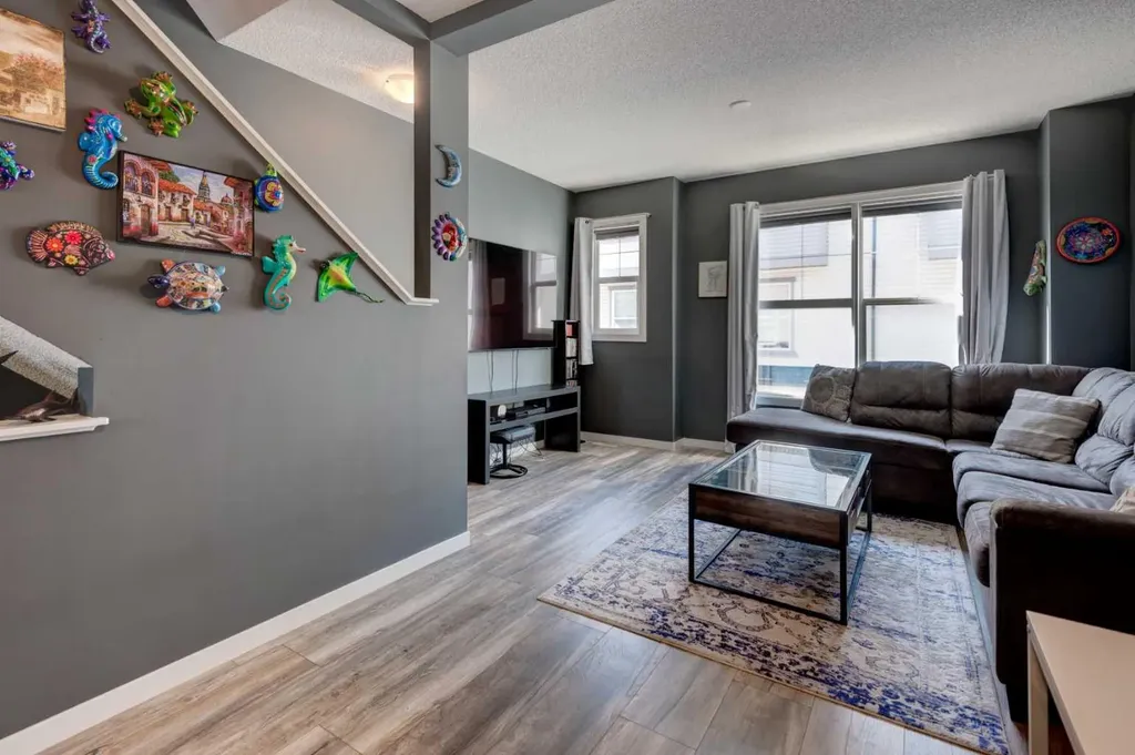 173 New Brighton Point SE Calgary AB T2Z 1B6