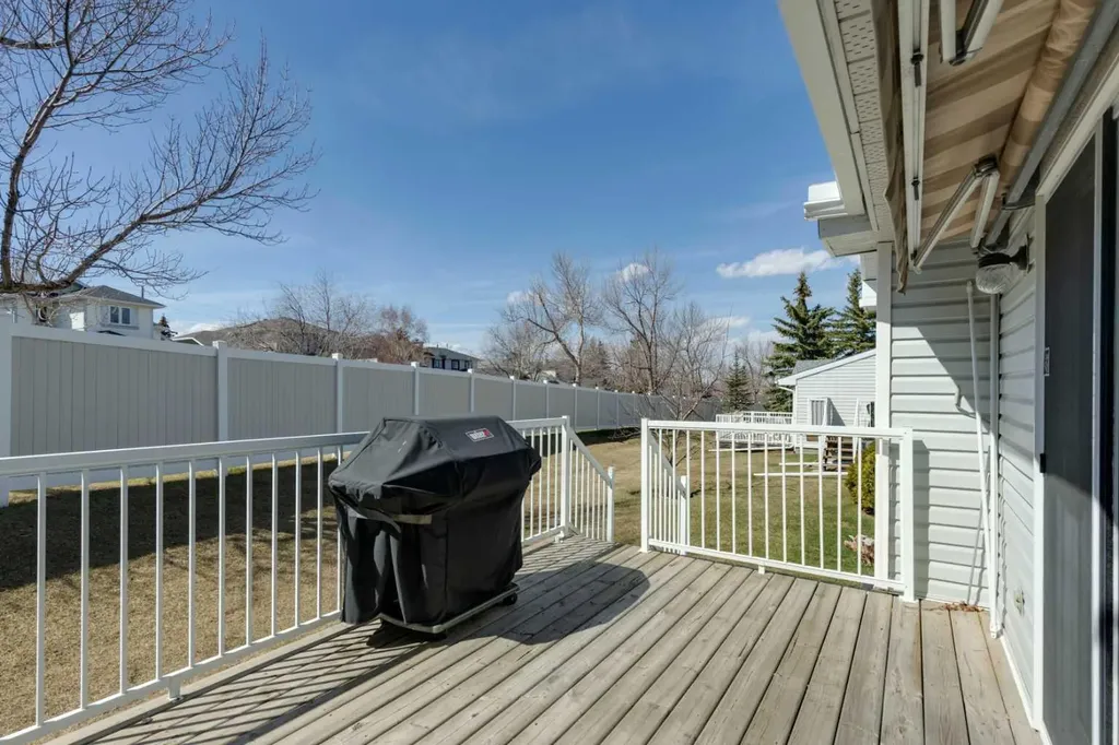 43 Macewan Park Heights NW Calgary AB T3K 3W6