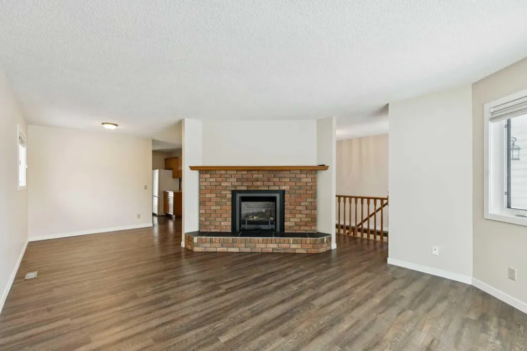 43 Macewan Park Heights NW Calgary AB T3K 3W6