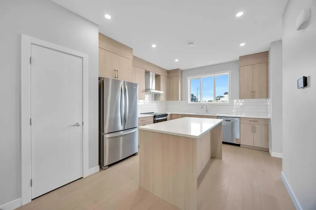 1644 Keystone Creek Avenue NE Calgary AB T3P 2V3