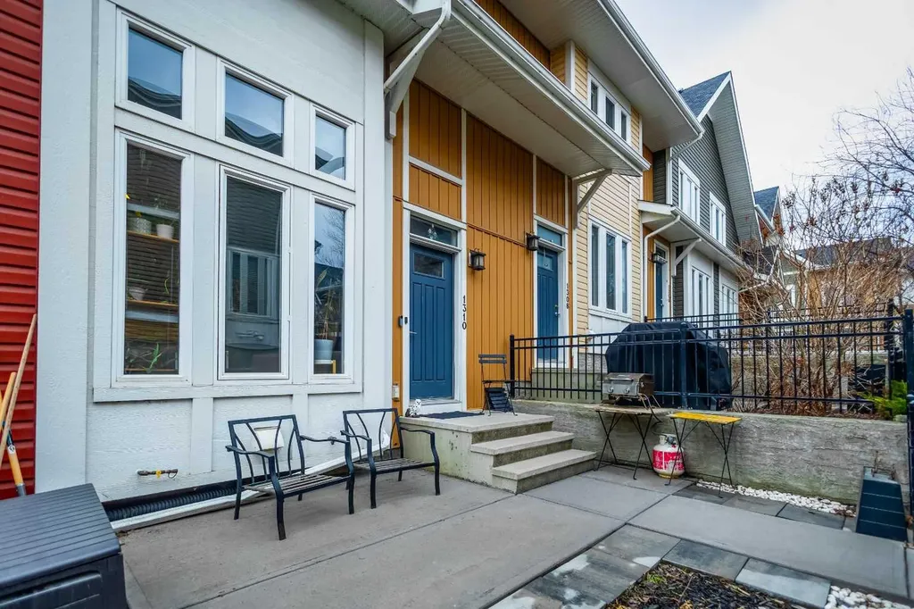 1310 Auburn Bay Square SE Calgary AB T3M 0Y8
