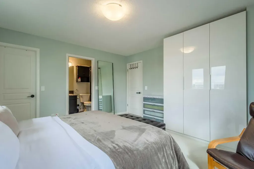 1310 Auburn Bay Square SE Calgary AB T3M 0Y8