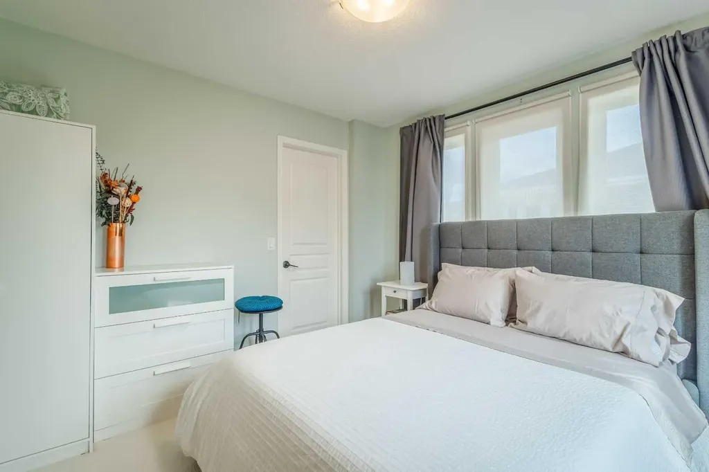 1310 Auburn Bay Square SE Calgary AB T3M 0Y8