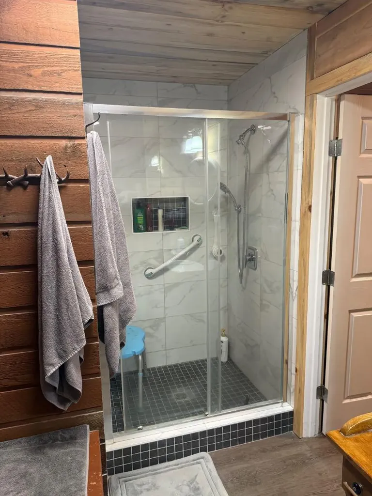 205 Hamilton Avenue Lundbreck AB T0K 1H0
