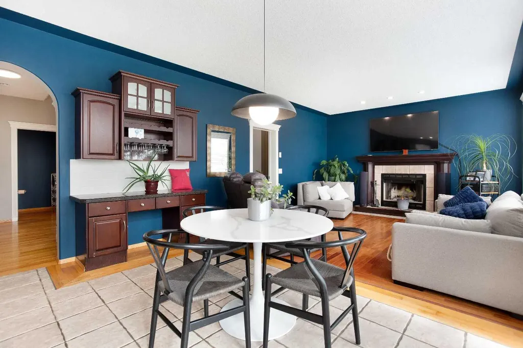 161 Panorama Hills View NW Calgary AB T3K 5B7