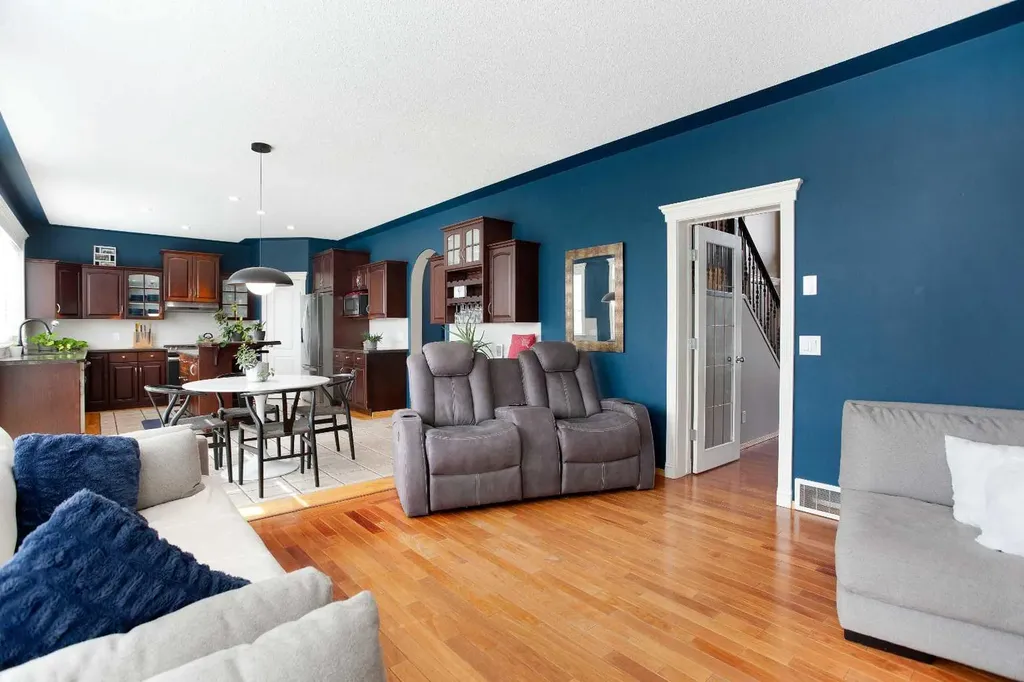 161 Panorama Hills View NW Calgary AB T3K 5B7