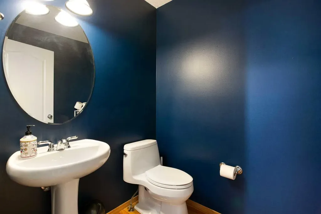161 Panorama Hills View NW Calgary AB T3K 5B7