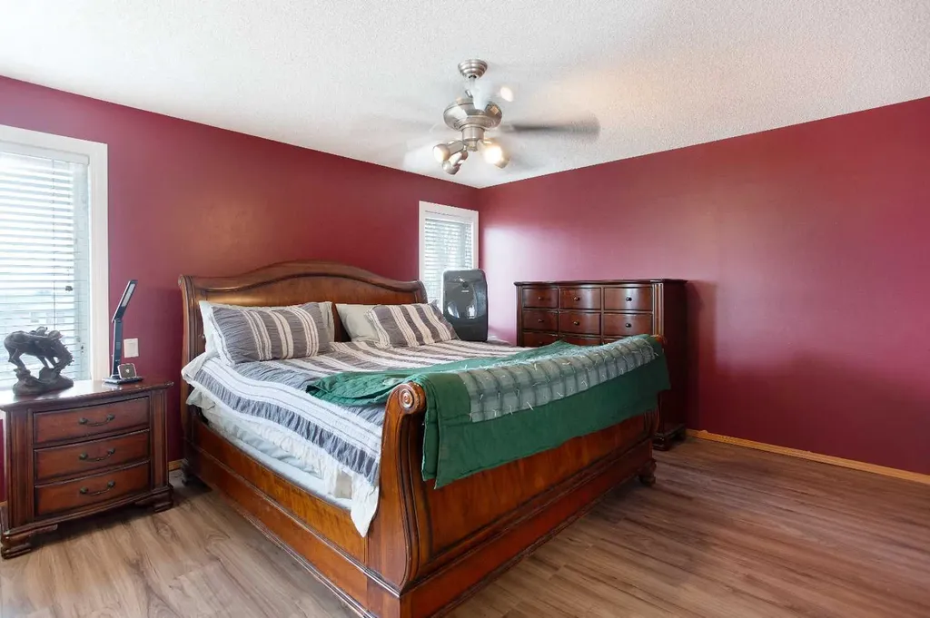 161 Panorama Hills View NW Calgary AB T3K 5B7