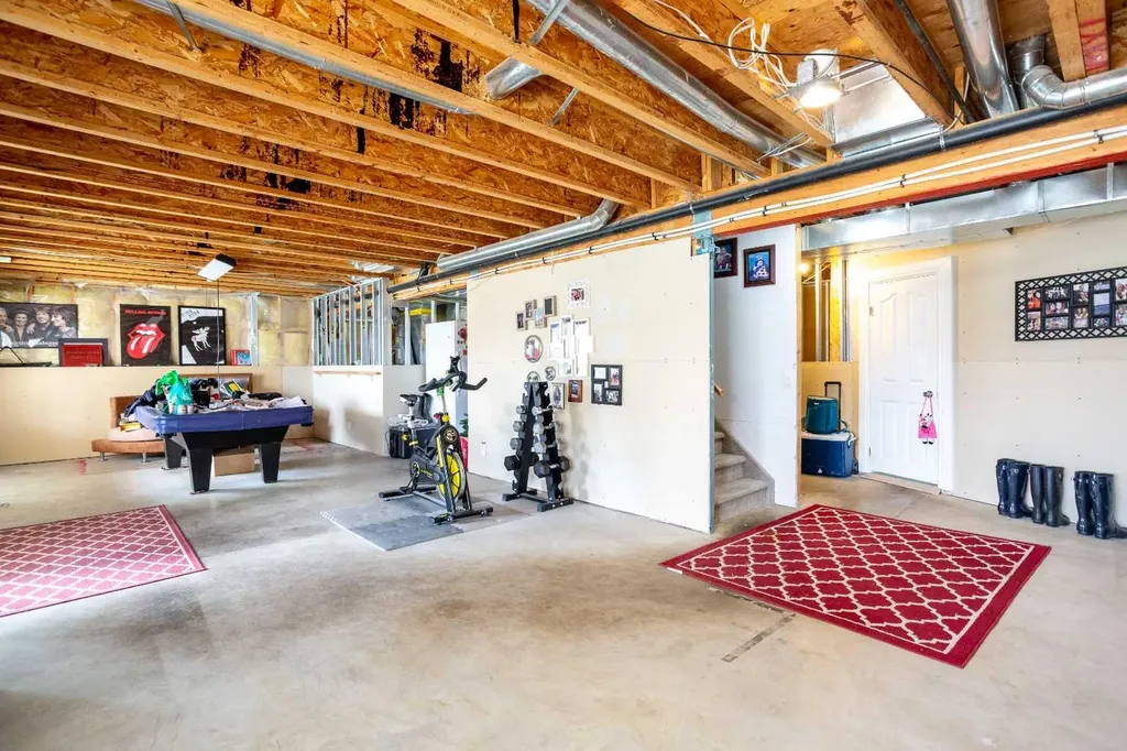 161 Panorama Hills View NW Calgary AB T3K 5B7