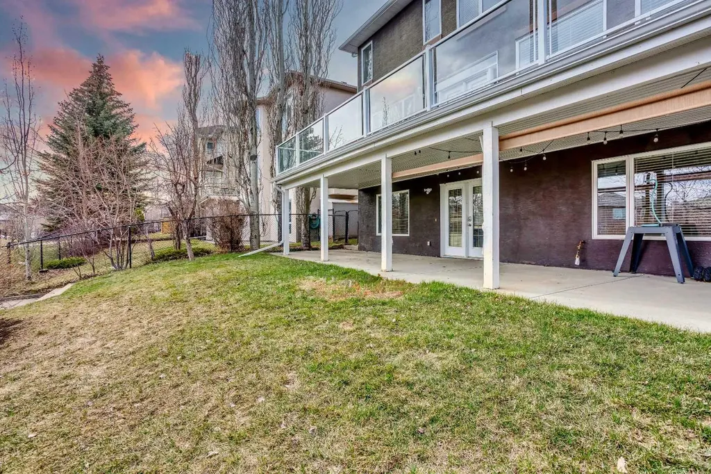 161 Panorama Hills View NW Calgary AB T3K 5B7