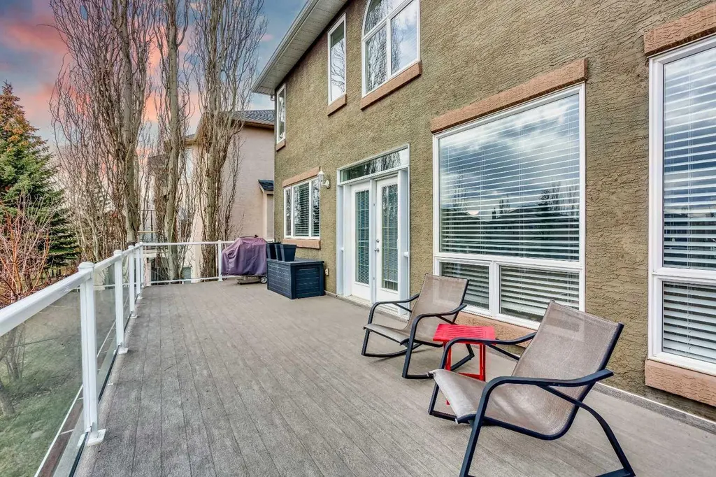 161 Panorama Hills View NW Calgary AB T3K 5B7