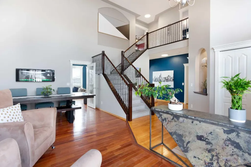 161 Panorama Hills View NW Calgary AB T3K 5B7