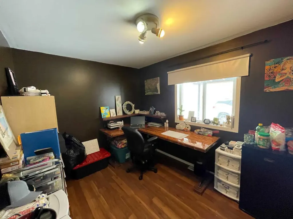 501 23 Street Didsbury AB T0M 0W0