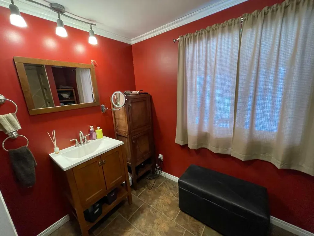 501 23 Street Didsbury AB T0M 0W0