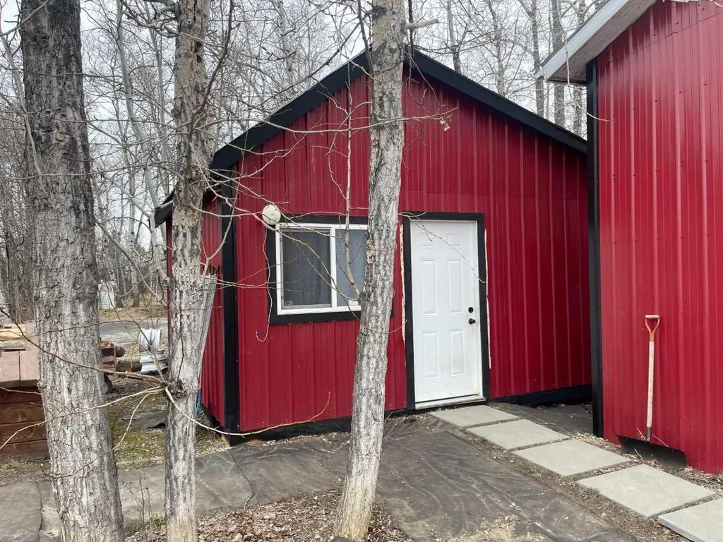 501 23 Street Didsbury AB T0M 0W0