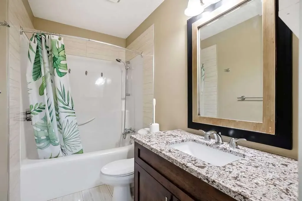 105 Lang Place Okotoks AB T1S 1W8