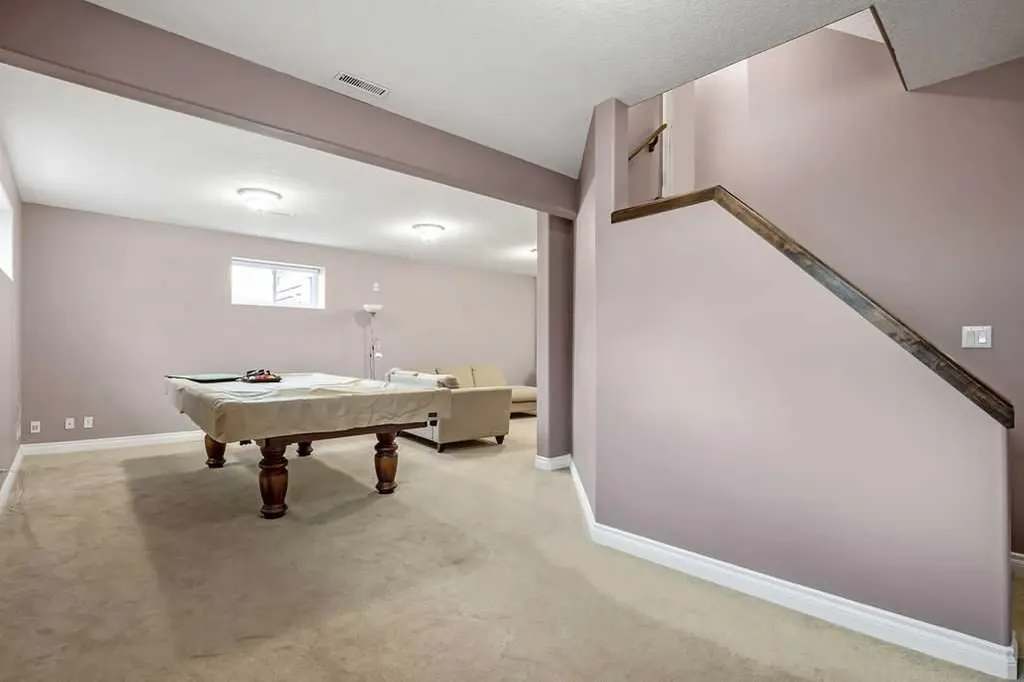105 Lang Place Okotoks AB T1S 1W8