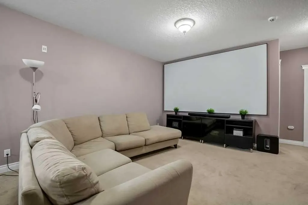 105 Lang Place Okotoks AB T1S 1W8