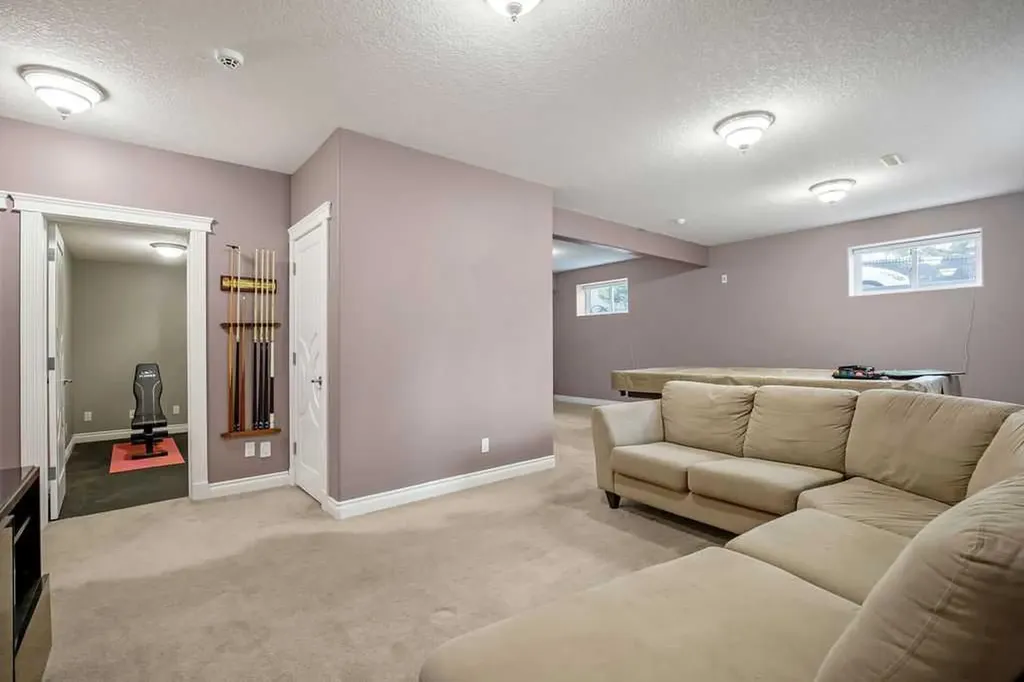 105 Lang Place Okotoks AB T1S 1W8