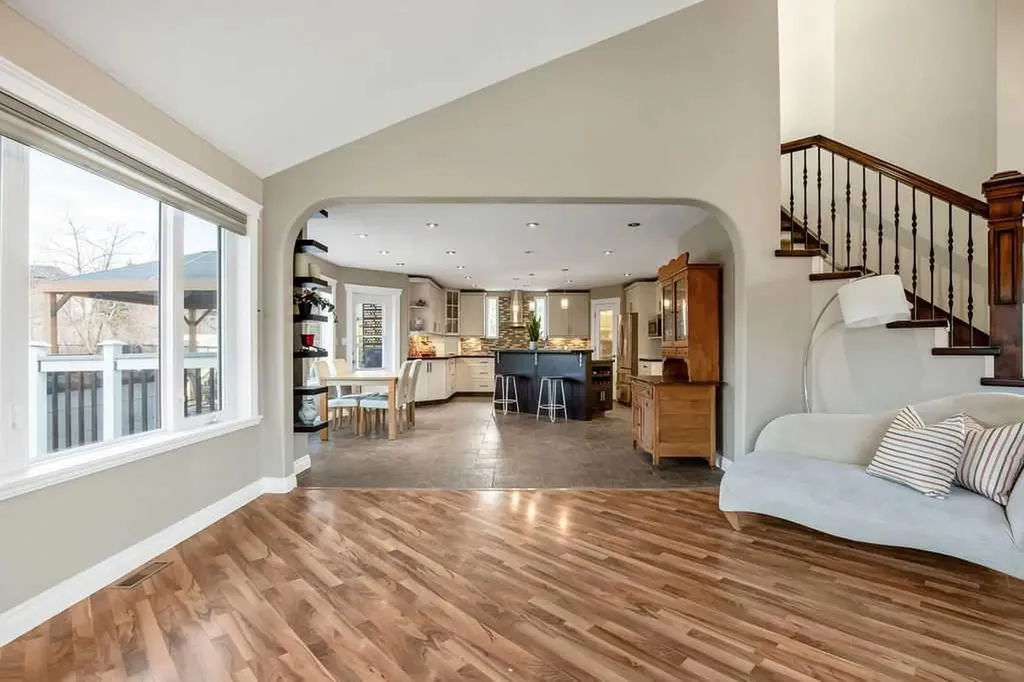 105 Lang Place Okotoks AB T1S 1W8
