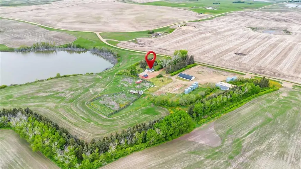 204069 Township Road 262 Rural Wheatland County AB T0J 3G0