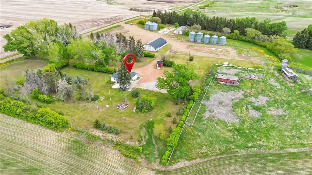 204069 Township Road 262 Rural Wheatland County AB T0J 3G0