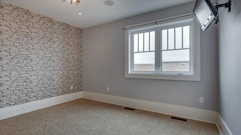 257 Canal Street Rural Ponoka County AB T4J 1V9
