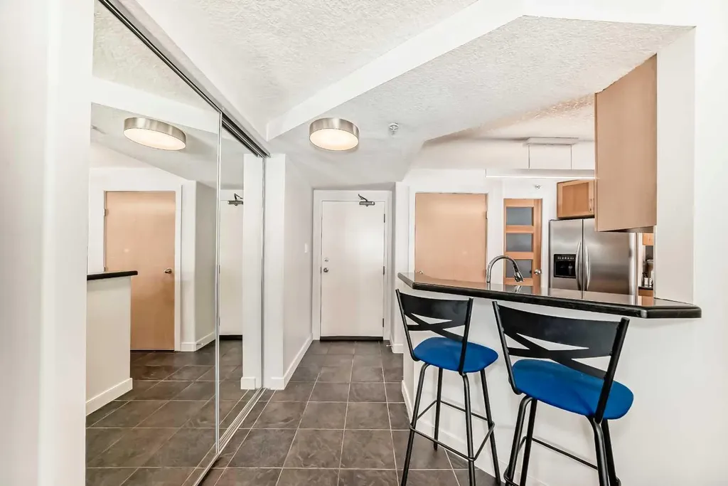 626 15 Avenue SW Calgary AB T2R 0R5