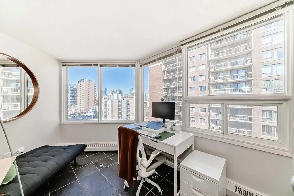 626 15 Avenue SW Calgary AB T2R 0R5