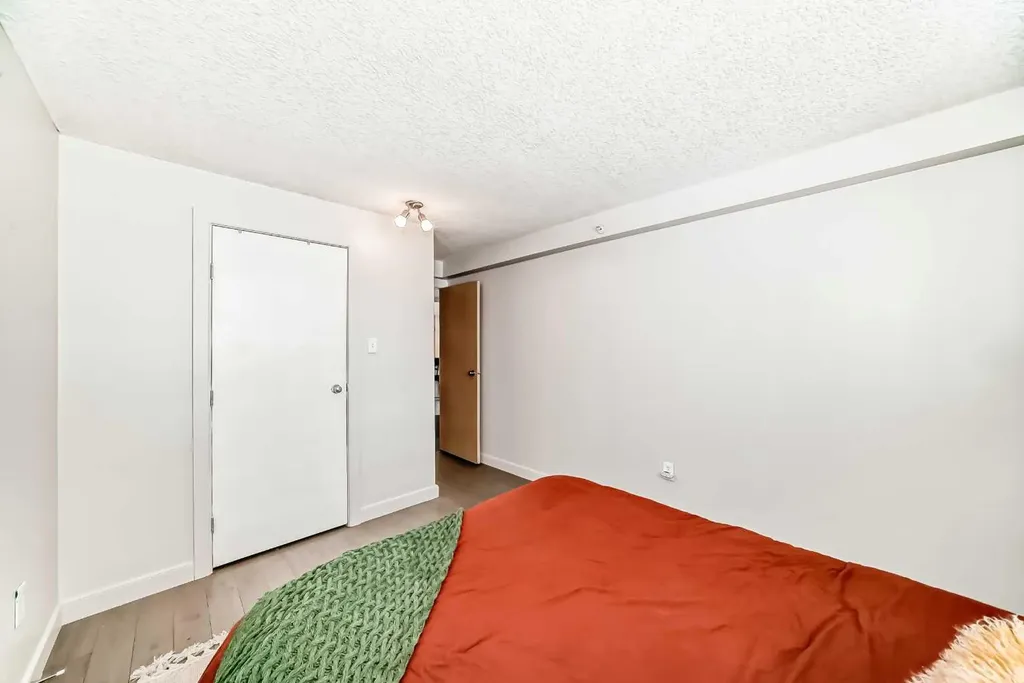 626 15 Avenue SW Calgary AB T2R 0R5