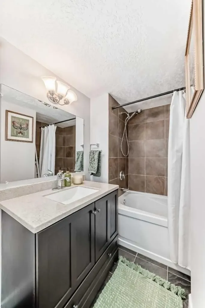 626 15 Avenue SW Calgary AB T2R 0R5