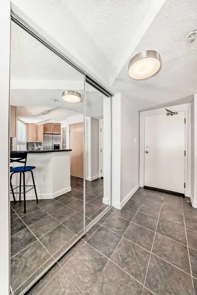 626 15 Avenue SW Calgary AB T2R 0R5